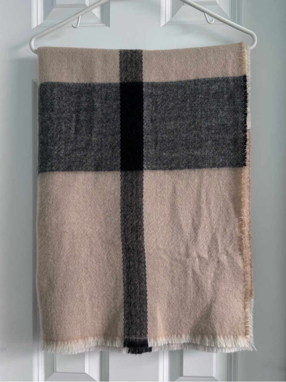 Zara Soft Fringe Scarf